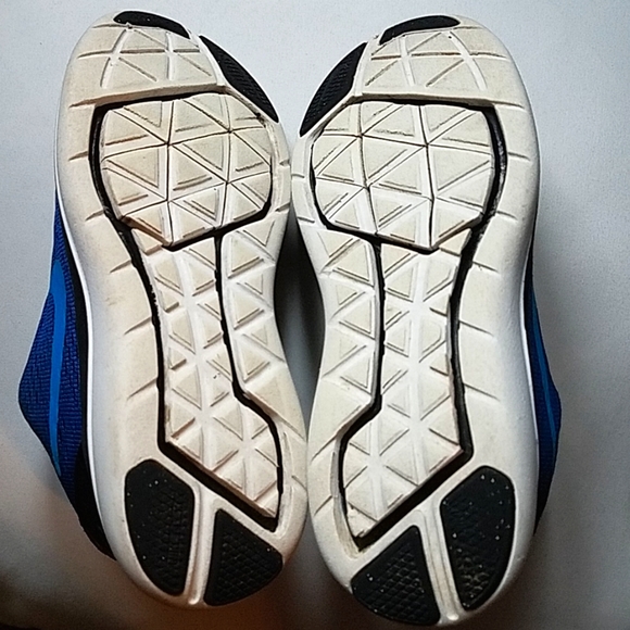 Nike Flex 2017 RN Kids Athletic Shoes size 12.5 - Picture 11 of 13